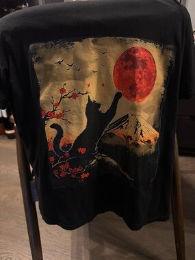 Black Cat Graphic Tee with Red Moon - Men’s T-Shirt 💙🐈‍⬛